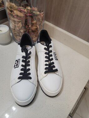 Karl Lagerfeld Paris Head Recycled White Leather Shoes Sneakers New 12 M